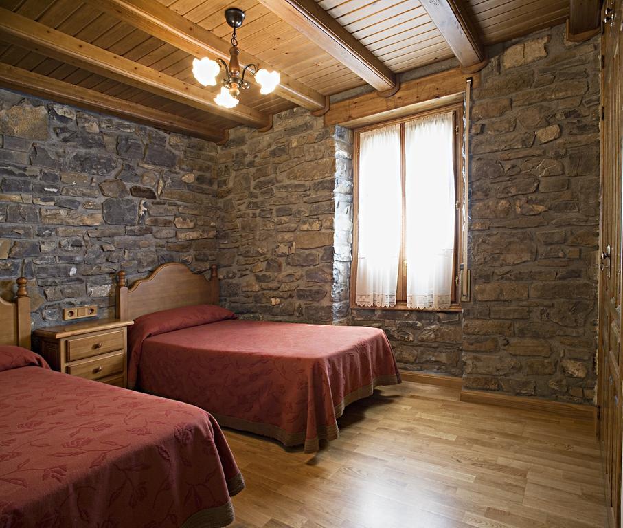 Apartamentos Casa Buisan Broto Kamer foto