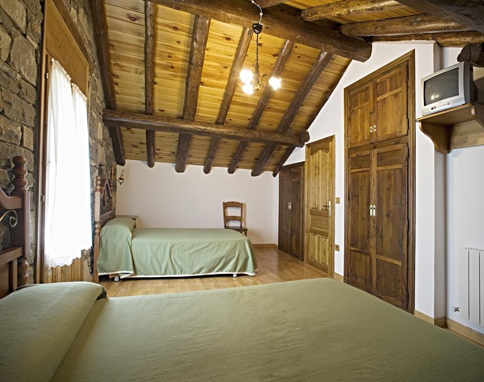 Apartamentos Casa Buisan Broto Kamer foto