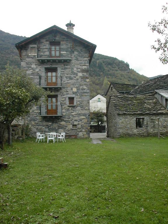 Apartamentos Casa Buisan Broto Buitenkant foto